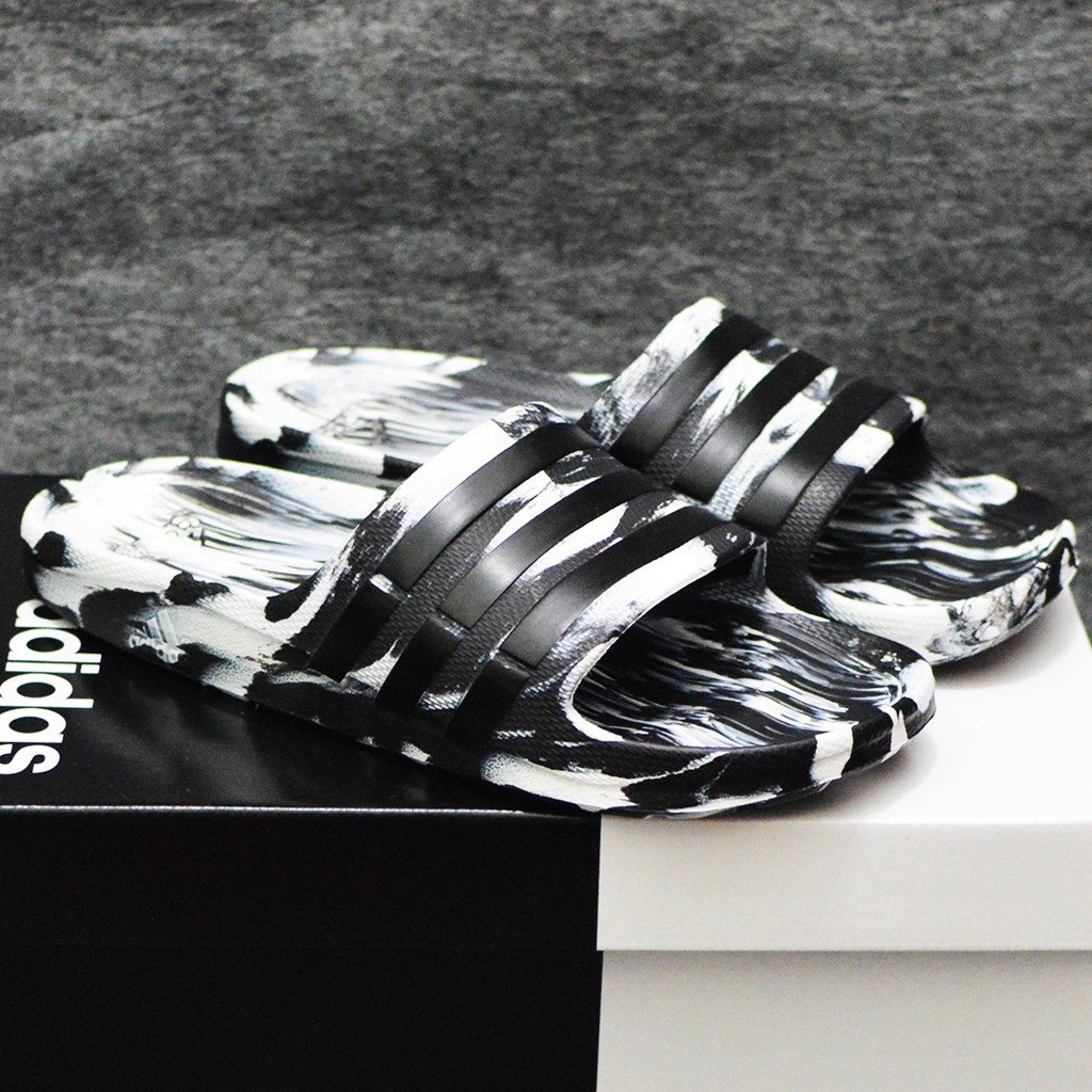 Dép Adidas Duramo Camo chính hãng màu trắng đen sọc đen