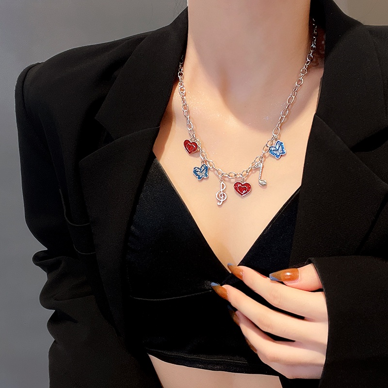 Vòng cổ Thép Titan Mặt Hình Nốt Nhạc Và Bướm Thời Trang Tinh Tế