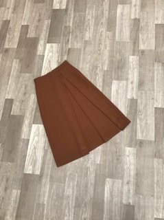 Chân váy midi Topshop!
