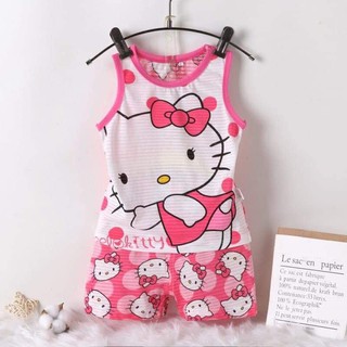 com thuy pham 1 vay elsa M + 1 doremon hồng