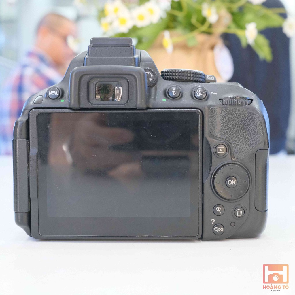 Máy ảnh Nikon D5300 + lens kit 18-55 cũ