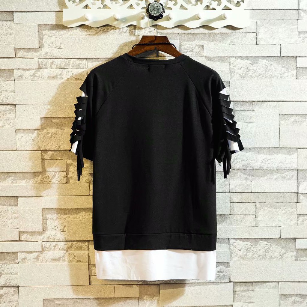 Dynamic European and American style black and white men's T-shirt