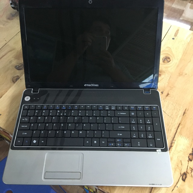 Laptop Emechine e730G cori 3 ram 4G, ổ cứng 320G, máy zin