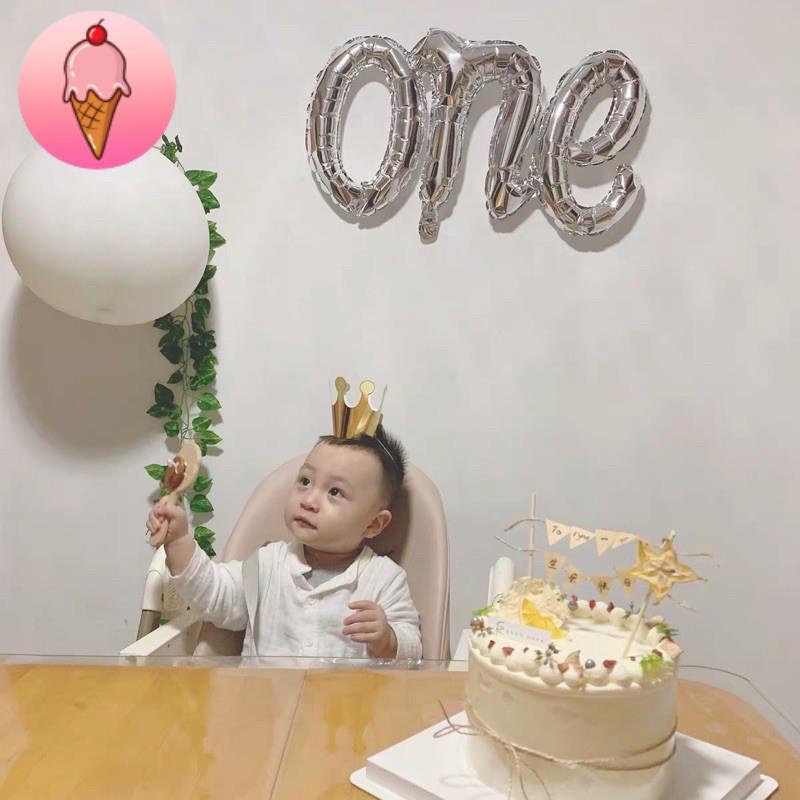 Bóng Chữ ONE Trang Trí Tiệc Thôi Nôi, Sinh Nhật Cho Bé Phong Cách Hàn Quốc - Kem Shop K192