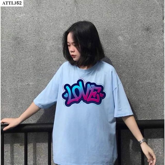 Áo thun chữ love