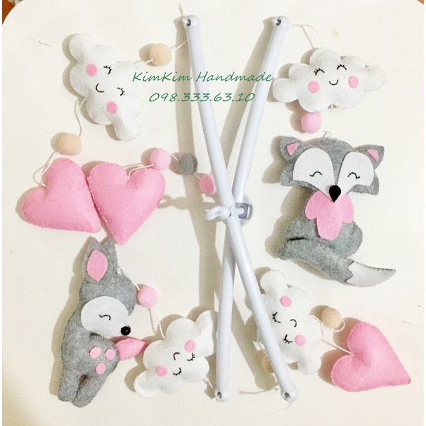 Treo nôi mẫu nai - cáo hồng xám dễ thương