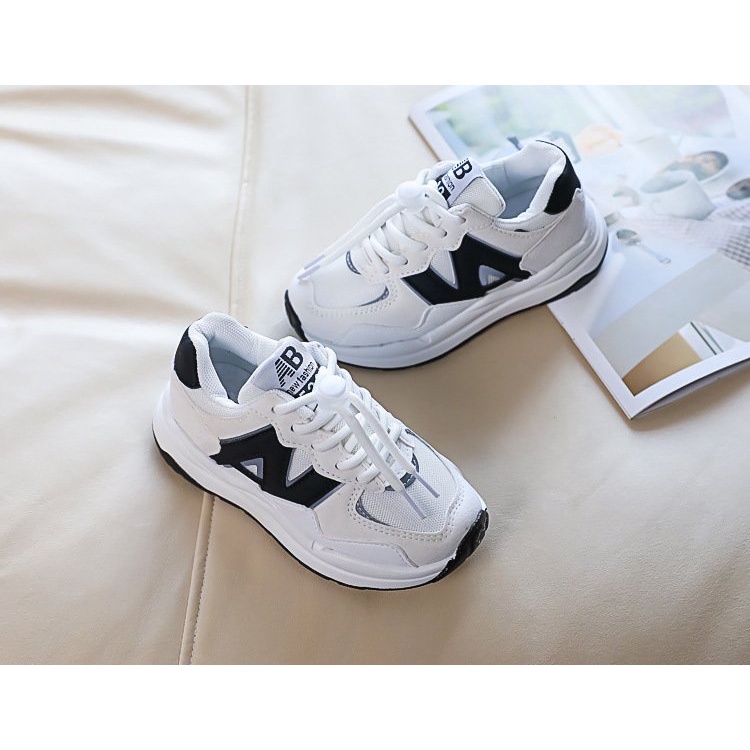 Giày thể thao cho bé trai bé gái dây khoá rút phong cách mới thoáng khí  siêu nhẹ, mềm êm mã mới