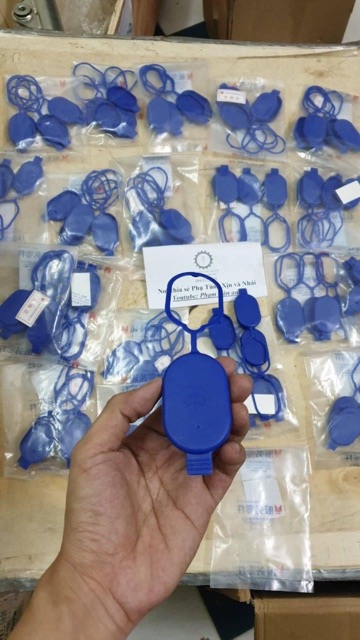 Nắp bình nước rửa kính Ford Transit Chính Hãng mã 92GG17632AA Phạm Văn auto