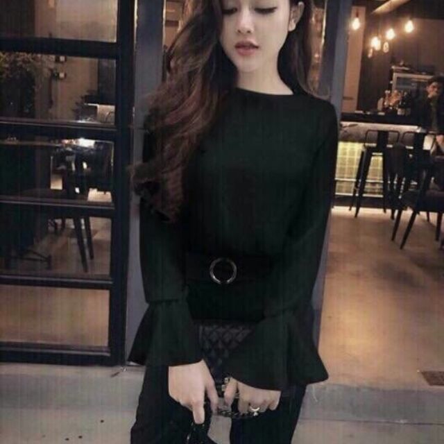 Áo thun tay loe chất cát hàn