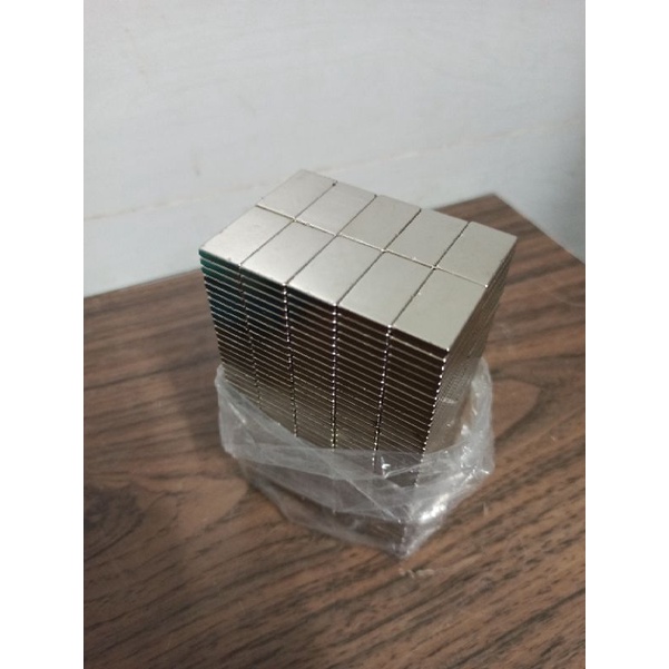 Nam châm hình chữ nhật 30x15x3, 25x15x3, 20x10x3, 10x10x3 mm
