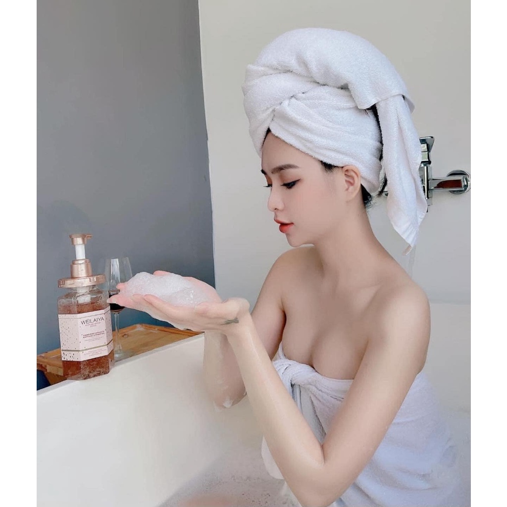 SỮA TẮM TRẮNG DA CÁNH HOA HỒNG DAMASK WEILAIYA