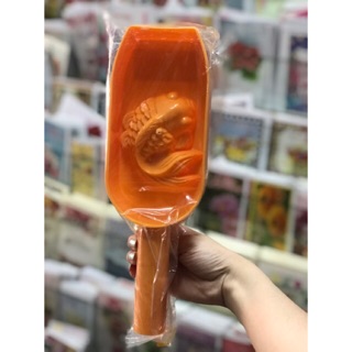 1 khuôn nhựa gõ Vĩnh Trường hình con cá  làm bánh trung thu 50 - 100gram