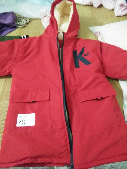 Áo khoác chữ K lót lông ấm cực ngầu cho bé