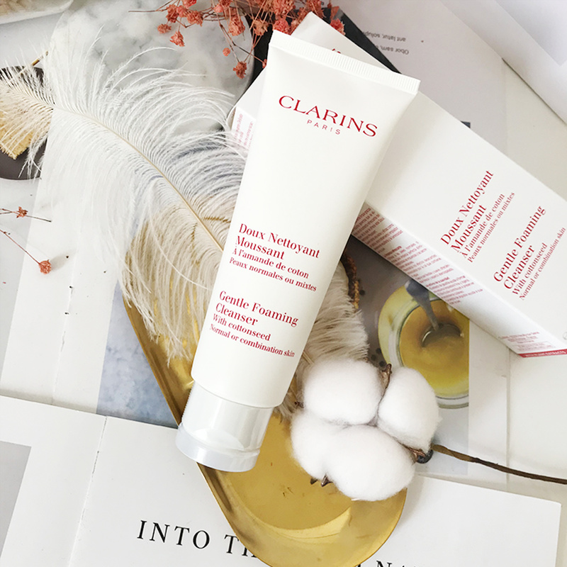 Sữa rửa mặt tạo bọt Clarins dưỡng giữ ẩm làm sạch da sâu 125ml