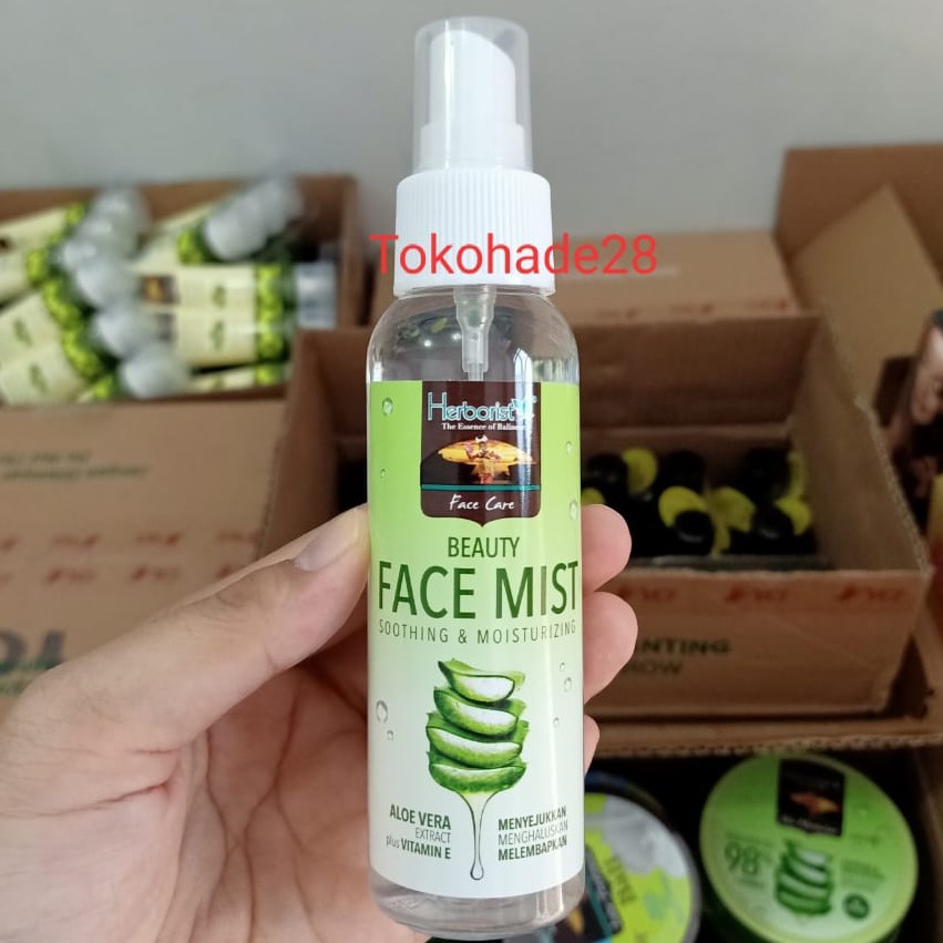 Xịt dưỡng ẩm chiết xuất lô hội dung tích 100ml