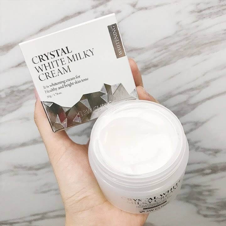 Kem Trắng Da Kim Cương Nâng Tone 3W Clinic Hàn Quốc Crystal White Milky Cream Giúp Da Trắng Sáng Giảm Nếp Nhăn 50ML