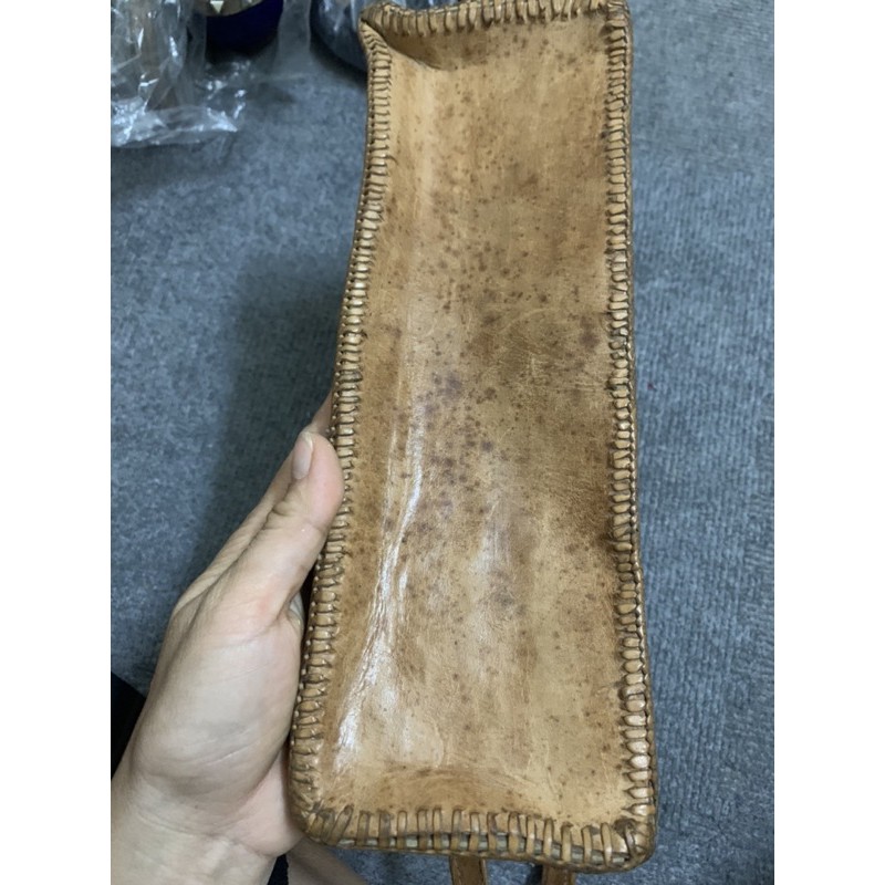 Túi da độc lạ khâu tay