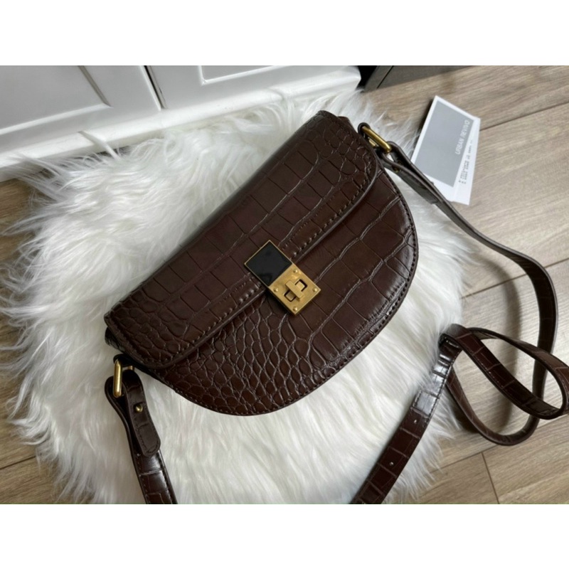 Màu nâu cà phê đẹp đỉnh luôn ạ ❤️ ❤️ TÚI U.RBAN REVIV.O