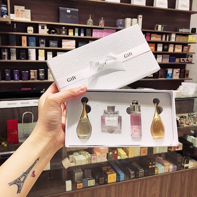 Set nước hoa mini Dior 4 chai