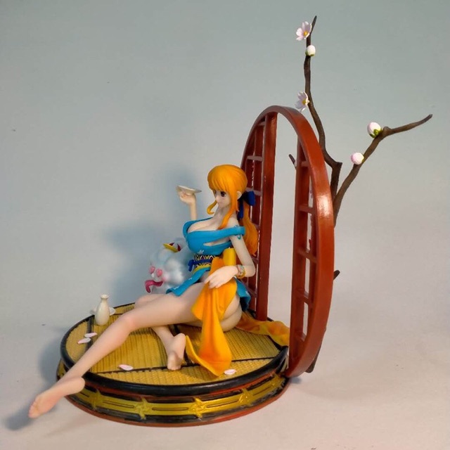 Mô hình figure nhân vật Nami Sakura trong One Piece