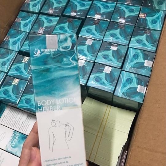 Kem Dưỡng Thể Body Lotion Herber Quyên Lara Giúp Dưỡng Ẩm,Ngăn Ngừa Khô Da,Lão Hóa Giúp Da Mịn Màng Tươi Sáng Hơn 150 ml