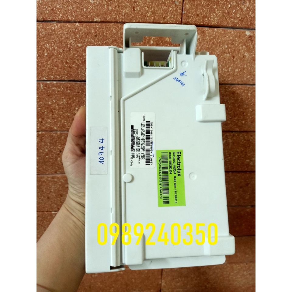 Bo mạch nguồn máy giặt Electrolux EWF 10744 đời đổ keo chính hãng