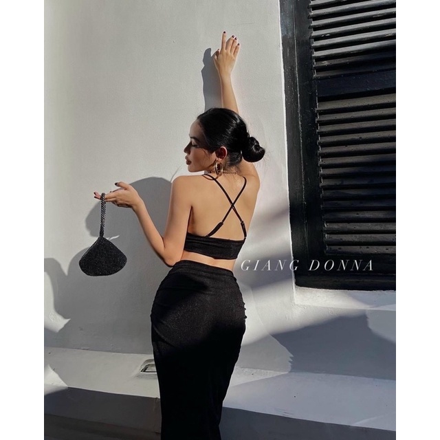 Set áo croptop nhũ 2 dây + Chân váy xẻ tà thiết kế