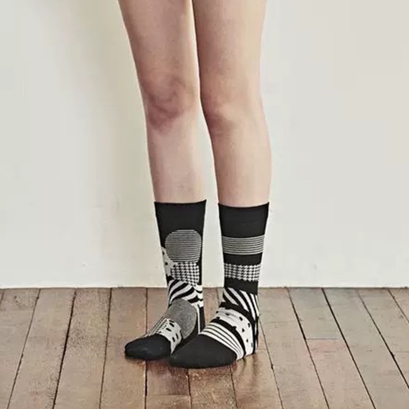 Đôi vớ WAFNHA D344 bằng cotton dày dặn phong cách cổ điển cá tính thời trang mùa đông dành cho các cặp đôi