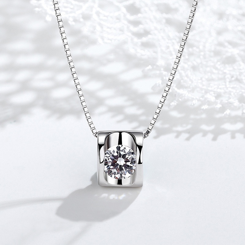 Vòng cổ Mặt Trái Tim Sang Trọng Cho Nữ