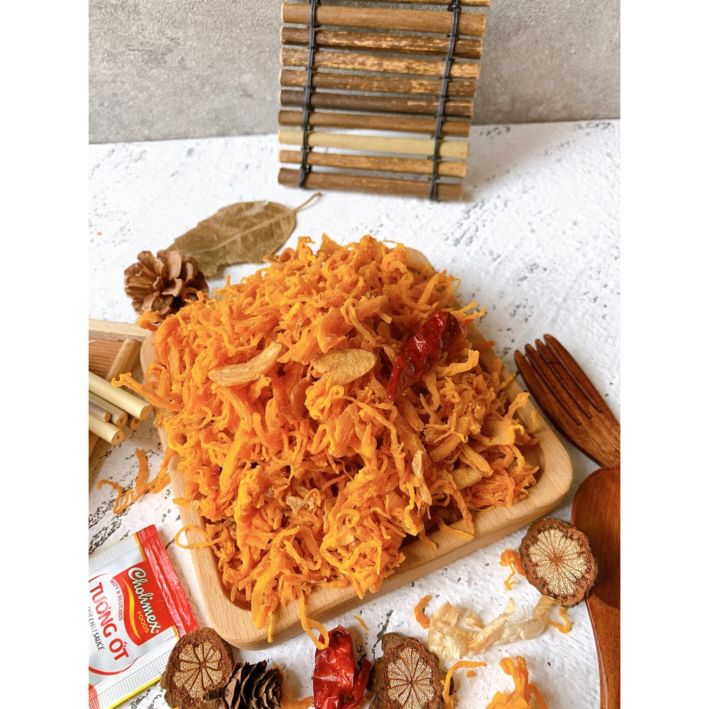 Khô gà bơ tỏi 300gram  thơm nức mũi , ăn vặt LASTFOODS Hà Nội ,khô gà cháy tỏi đóng hũ tiện lợi giá tốt | BigBuy360 - bigbuy360.vn