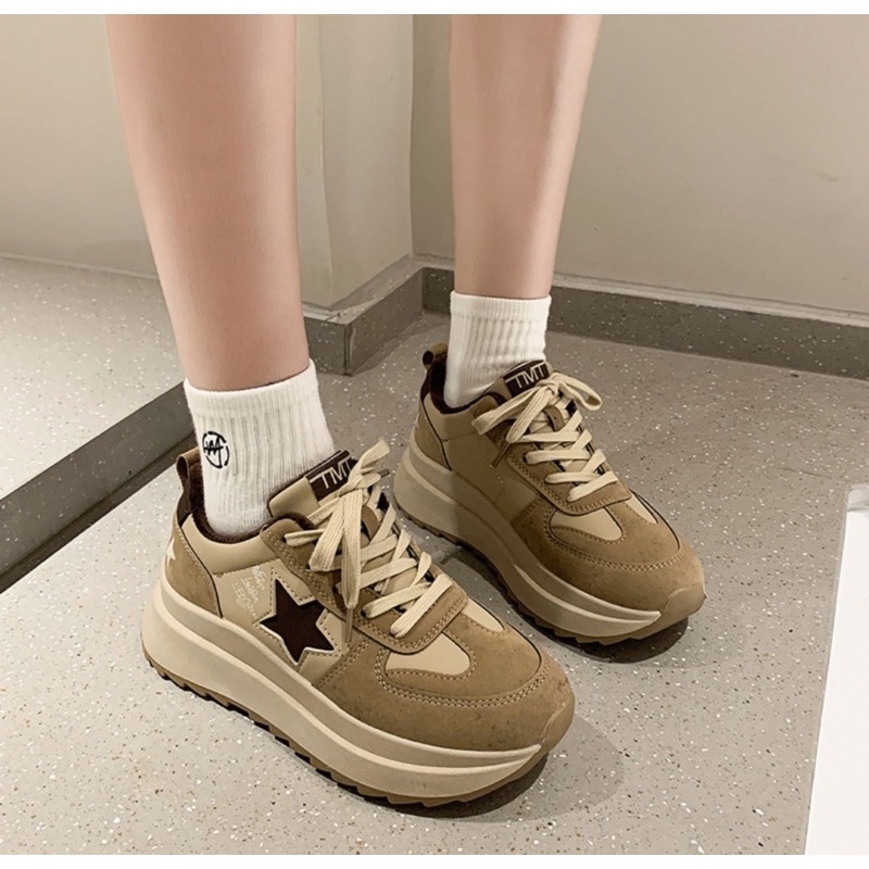 Giày Thể Thao Nữ viền ngôi sao hot trend năm 2022 mã HV VIP 05