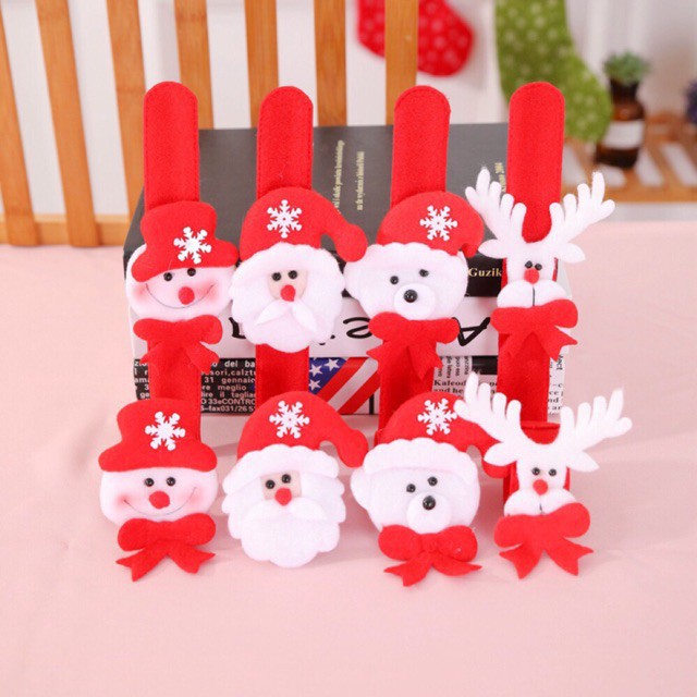 Đồ chơi Noel - Vòng tay Noel màu đỏ rực rỡ đáng yêu