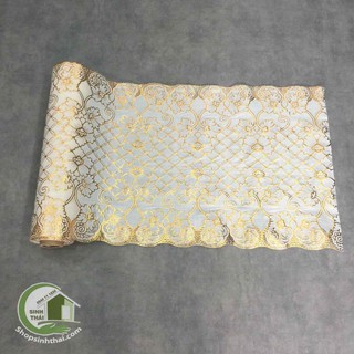 [ Khổ 50cm ] Khăn trải bàn bằng nhựa họa tiết nổi không thấm nước - giao hoa văn ngẫu nhiên