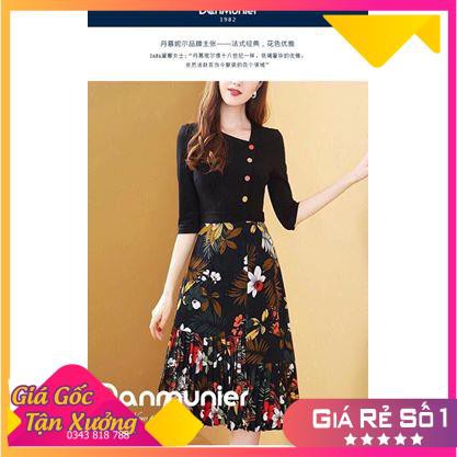 đầm xòe hoa phối nút