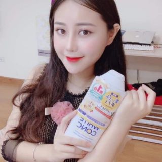 Sữa tắm White ConC Sakura 600ml
