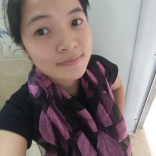 Khăn thêu lá nổi
