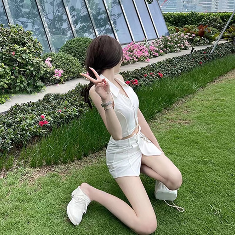 Set Áo Yếm Cổ Chữ V + Quần Culottes Ngắn Thời Trang Nữ