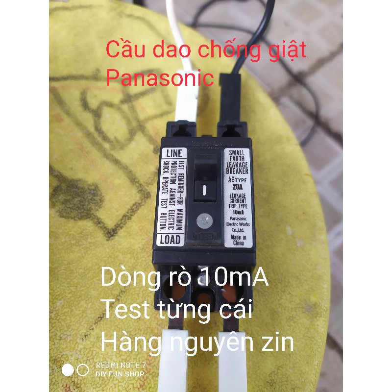 Cầu dao chống giật Panasonic 20A dòng rò cực nhạy 10mA, nhảy trong 0,1s