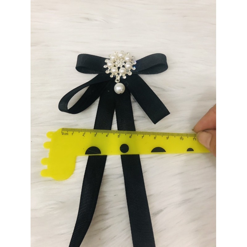 Cài áo nơ xinh. KT 9 x 15cm và 7 x 13cm