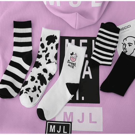 Tất vớ nam nữ cổ cao hoạ tiết Bò sữa