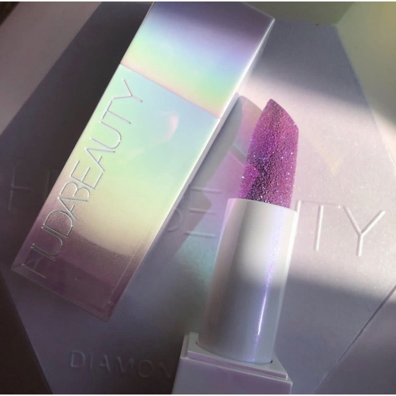 Son dưỡng ẩm môi Huda Beauty Diamond Lip Balm