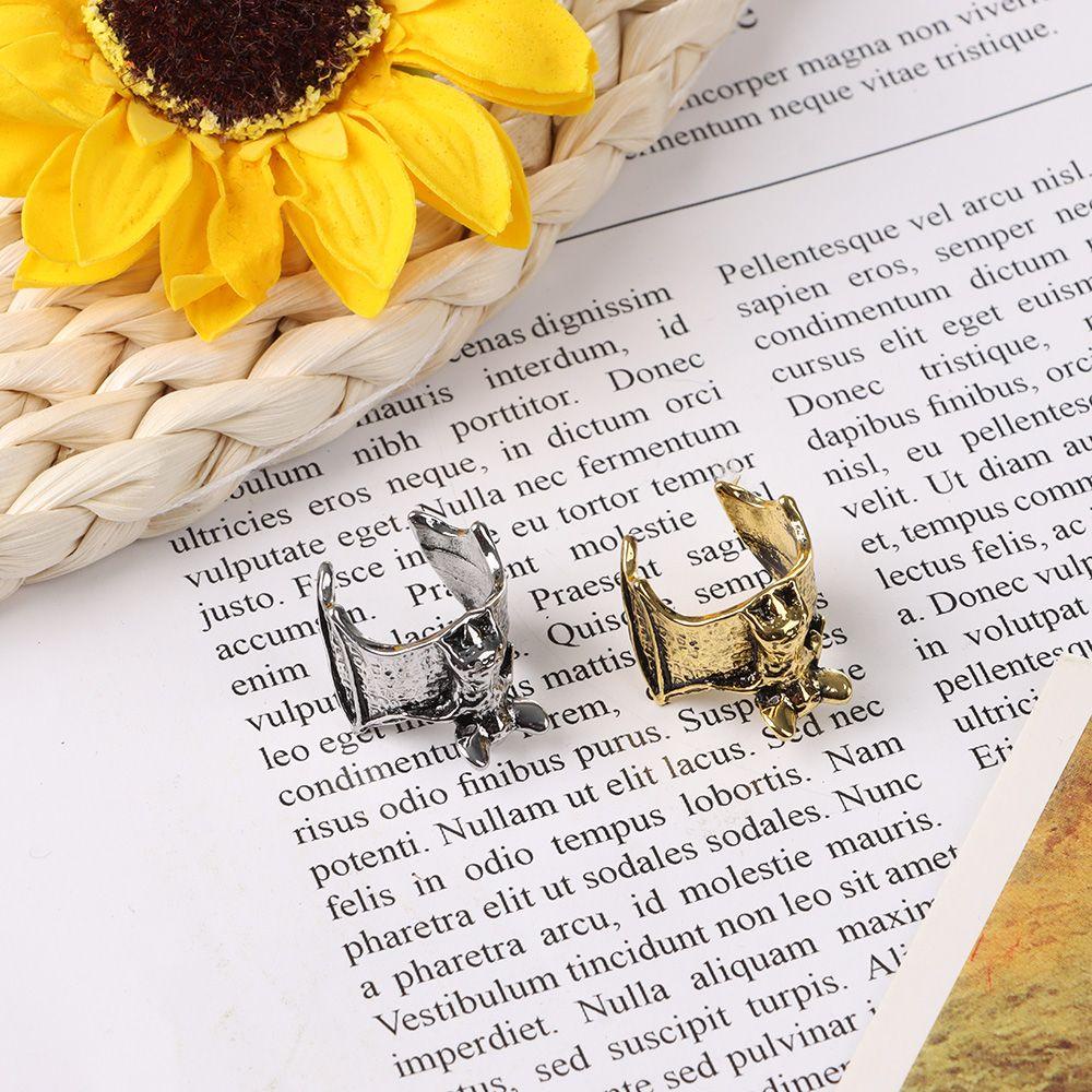 Nhẫn Hình Dơi Phong Cách Cổ Điển