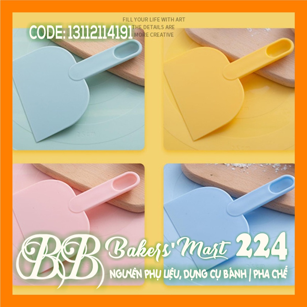 Dụng cụ cắt bột TAY CẦM 1 màu Pastel - 16.5x12cm - 1 cái (MÀU NGẪU NHIÊN)