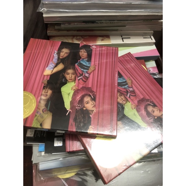 Guide book Red velvet