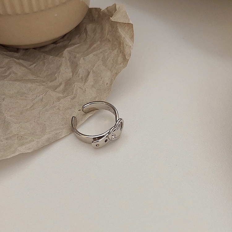 Nhẫn đeo ngón tay hình thắt lưng trái tim phong cách Hàn Quốc độc đáo