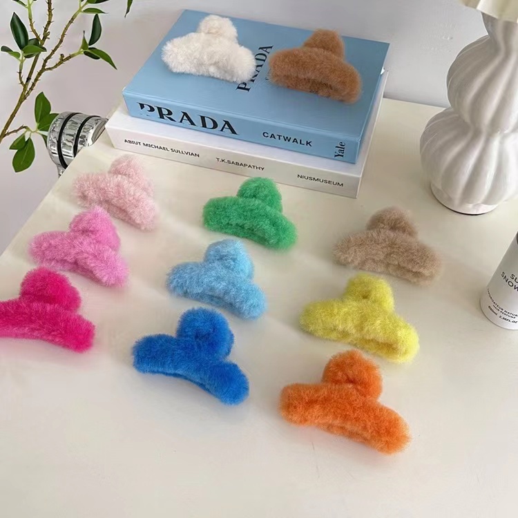 Kẹp Tóc Lông Cừu Màu Trơn Dễ Thương Phong Cách Hàn Quốc