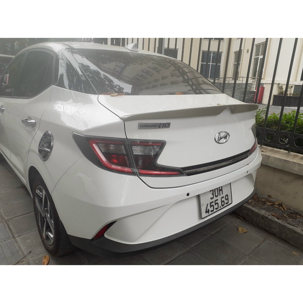 Đuôi gió thể thao, cánh lướt gió Xe Grand I10 Sedan 2021 2022- Hàng Mộc Chưa Sơn + Tặng kèm keo dính