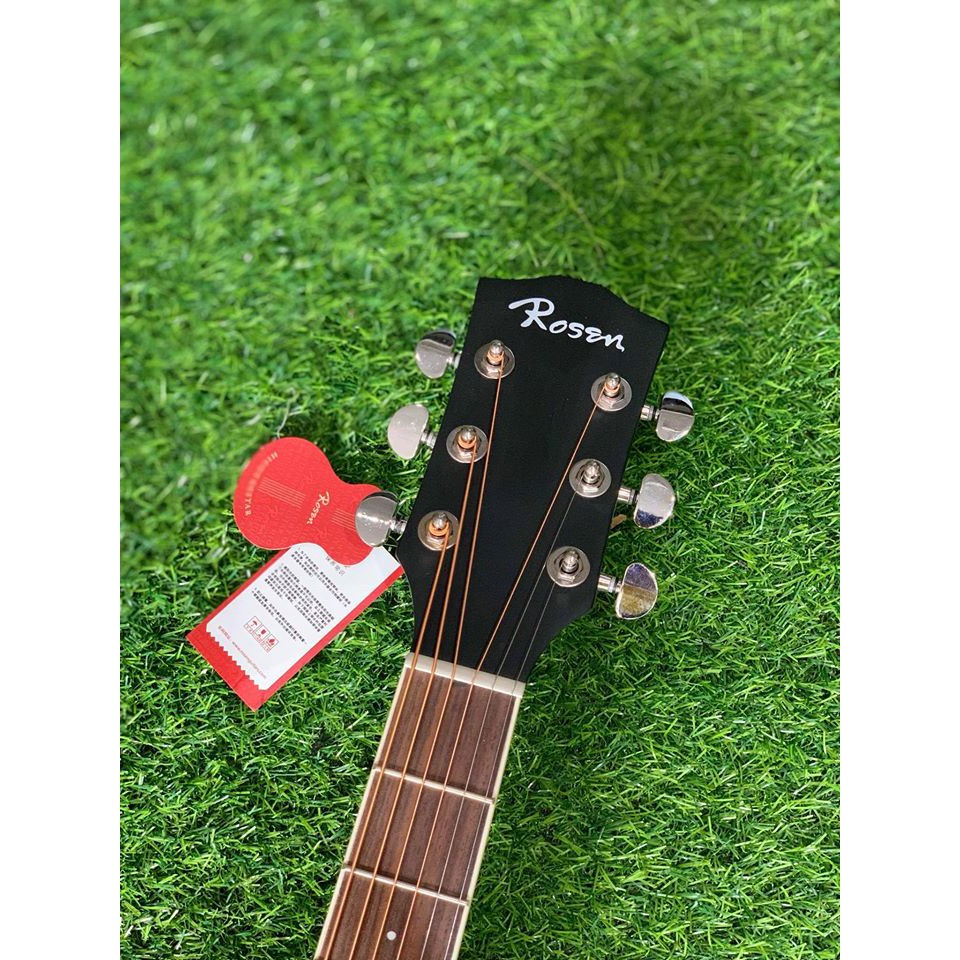 Đàn guitar Rosen G11 có gắn eq kết nối ra loa