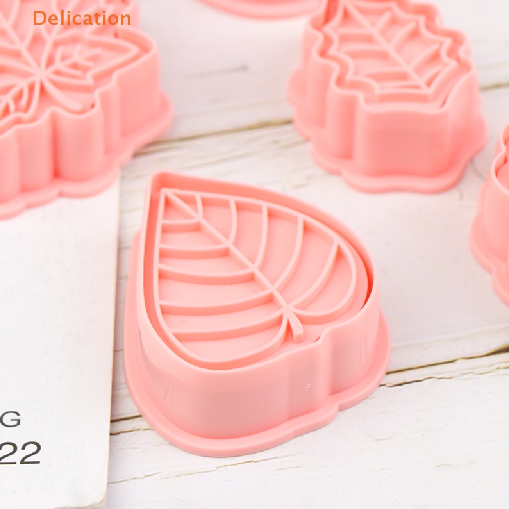 Set 8 Khuôn Nhấn Làm Bánh Quy Hình Lá 3D