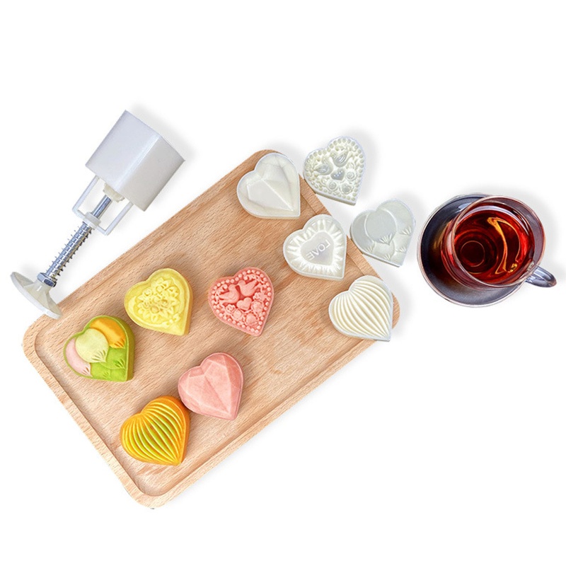 Khuôn Làm Bánh Trung Thu Dạng Nhấn Hình Trái Tim 50g DIY